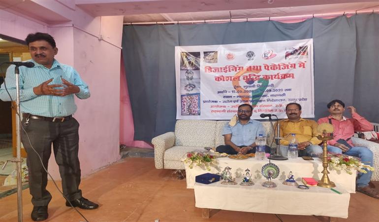 Designing and Packaging, Gulabi  Meenakari (District-VARANSI)